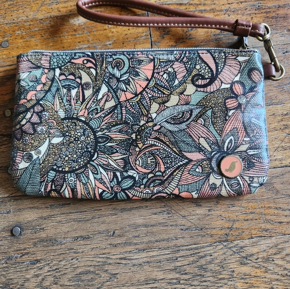 Sakroots Olympic Sienna Wristlet. - Picture 2 of 9